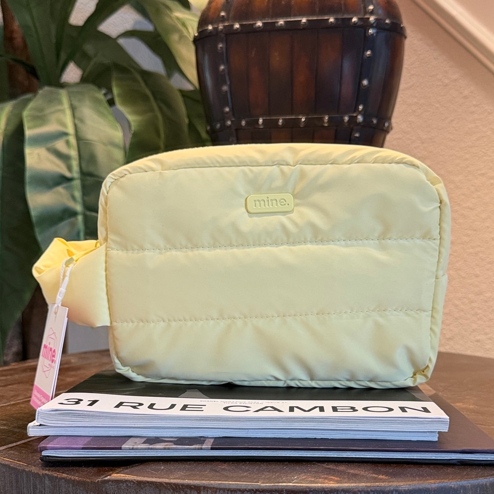 MINE mytagalongs Yellow Ultimately Organized Quilted Yellow Cosmetic Travel Bag